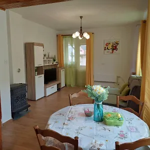 Rozmari Apartman